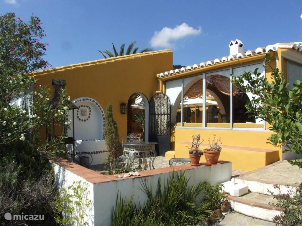 B&B Finca La Loma Comares Екстериор снимка